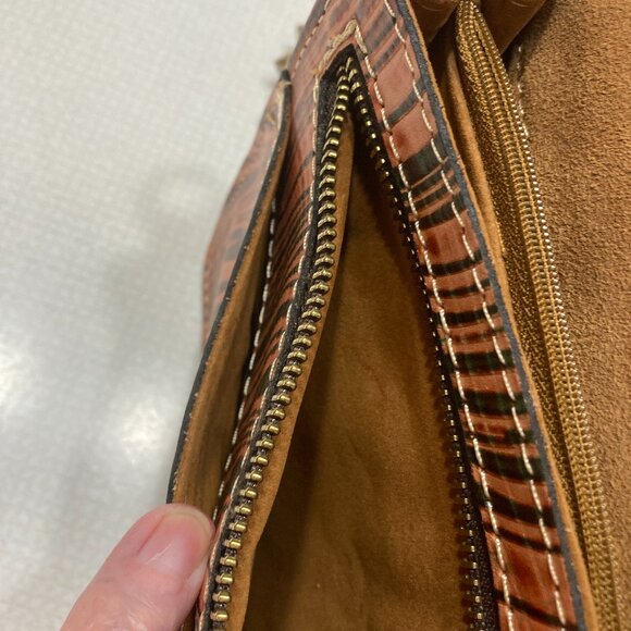 NWT Patricia Nash Hermosa Leather Crossbody in Wavy Stripes and Studs - Picture 9 of 12